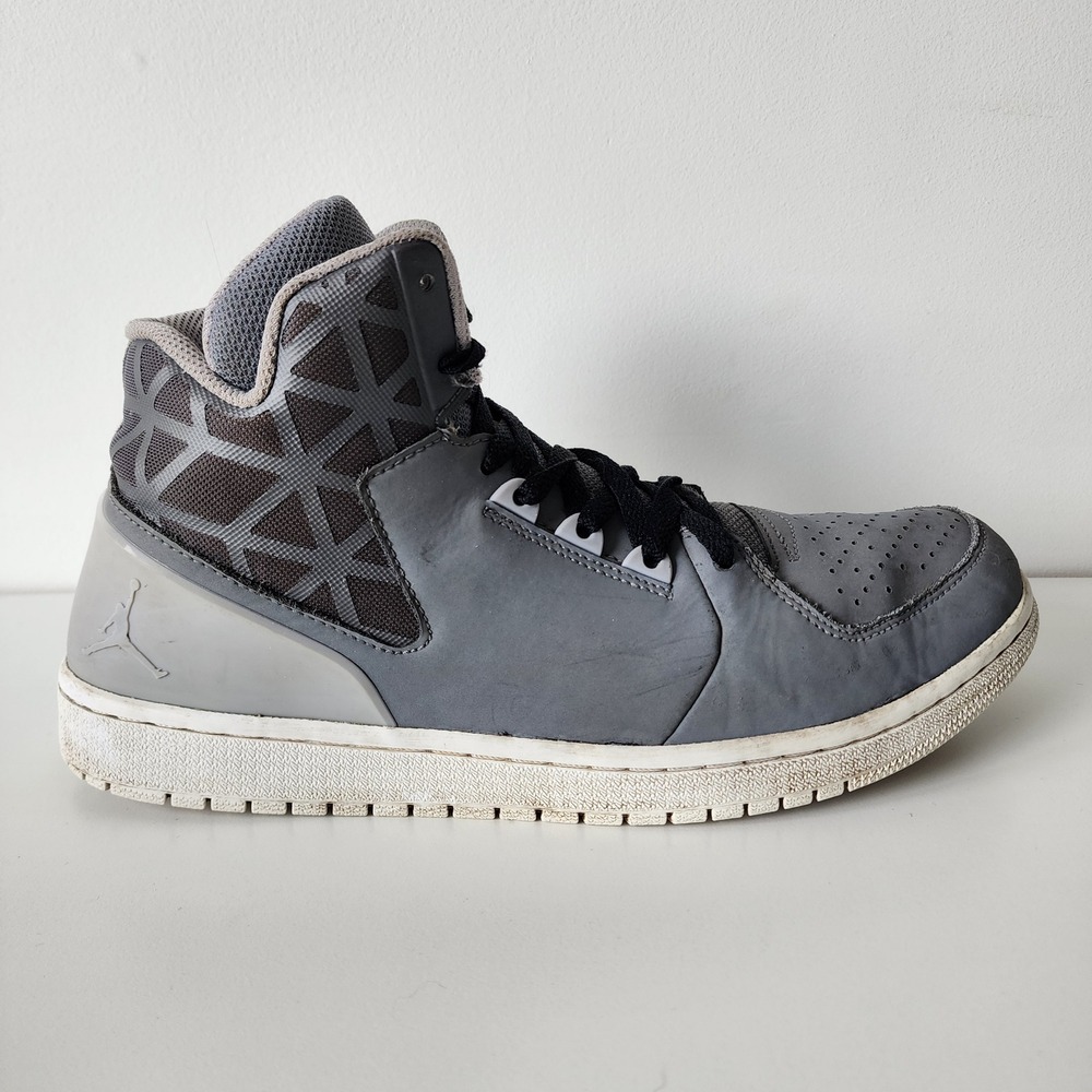 Jordan 1 Flight 3 Mens Size 11 Gray Basketball Sneakers High Top Shoes Grey